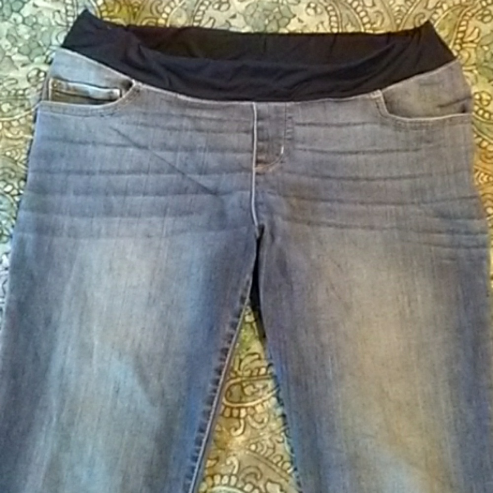 Liz Lange Boot Cut Maternity Jeans